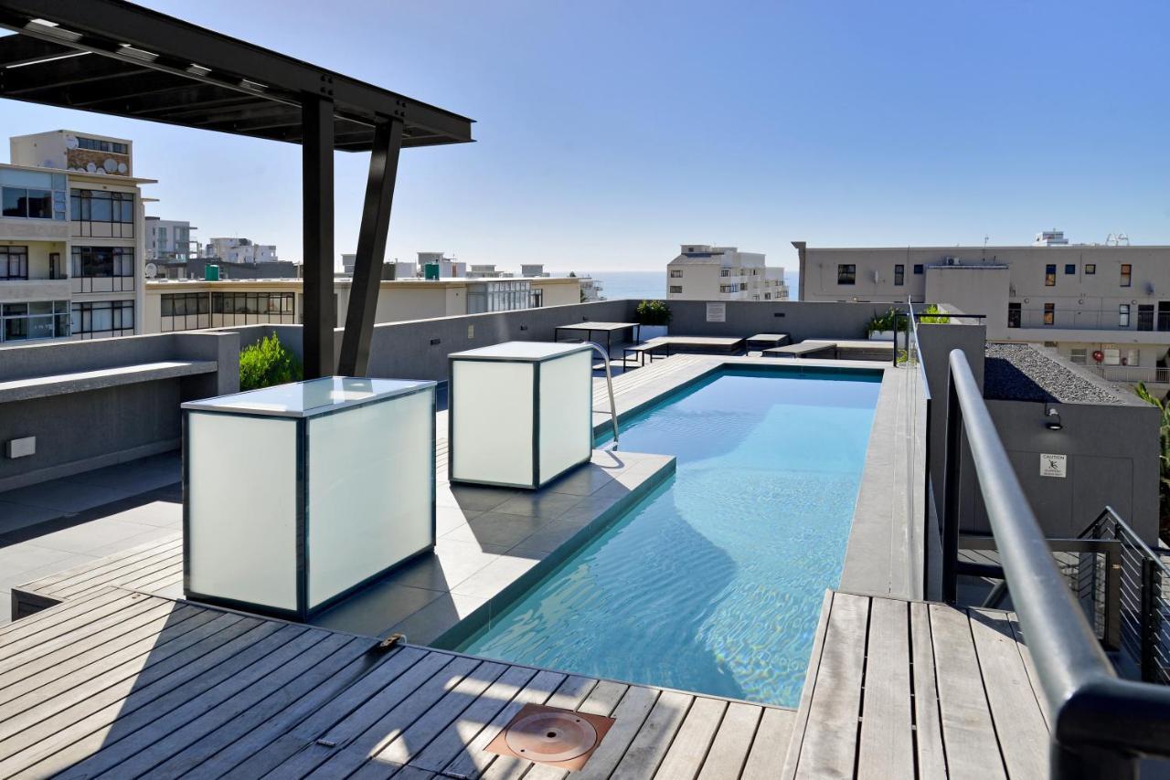 Modern Sea Point Rooftop Pool * Cape Town