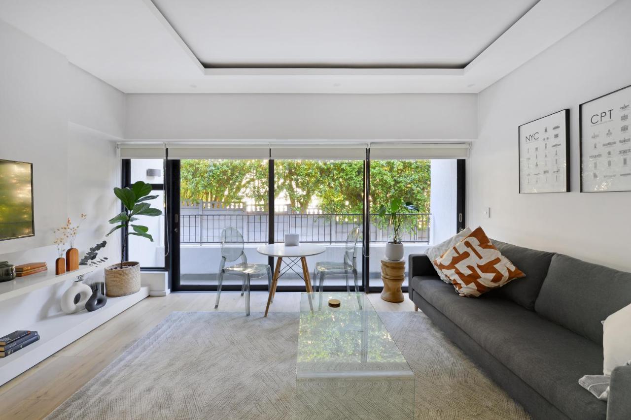 Apartment Modern Sea Point Rooftop Pool Cape Town